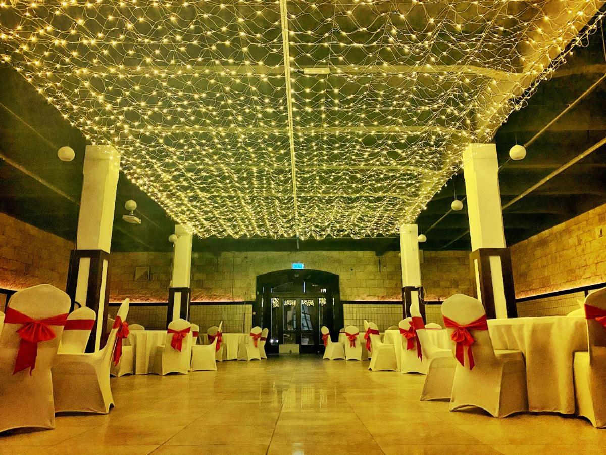 Boutique Hotel & Event Center Budapest Bagian luar foto