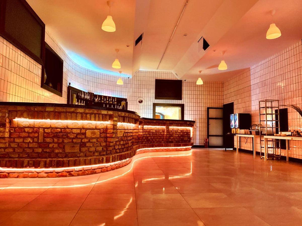 Boutique Hotel & Event Center Budapest Bagian luar foto