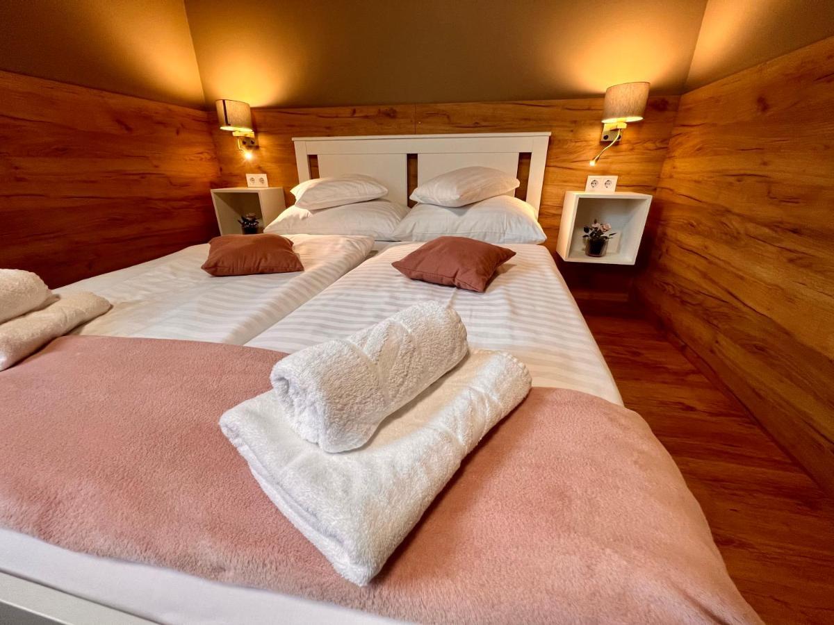 Boutique Hotel & Event Center Budapest Bagian luar foto