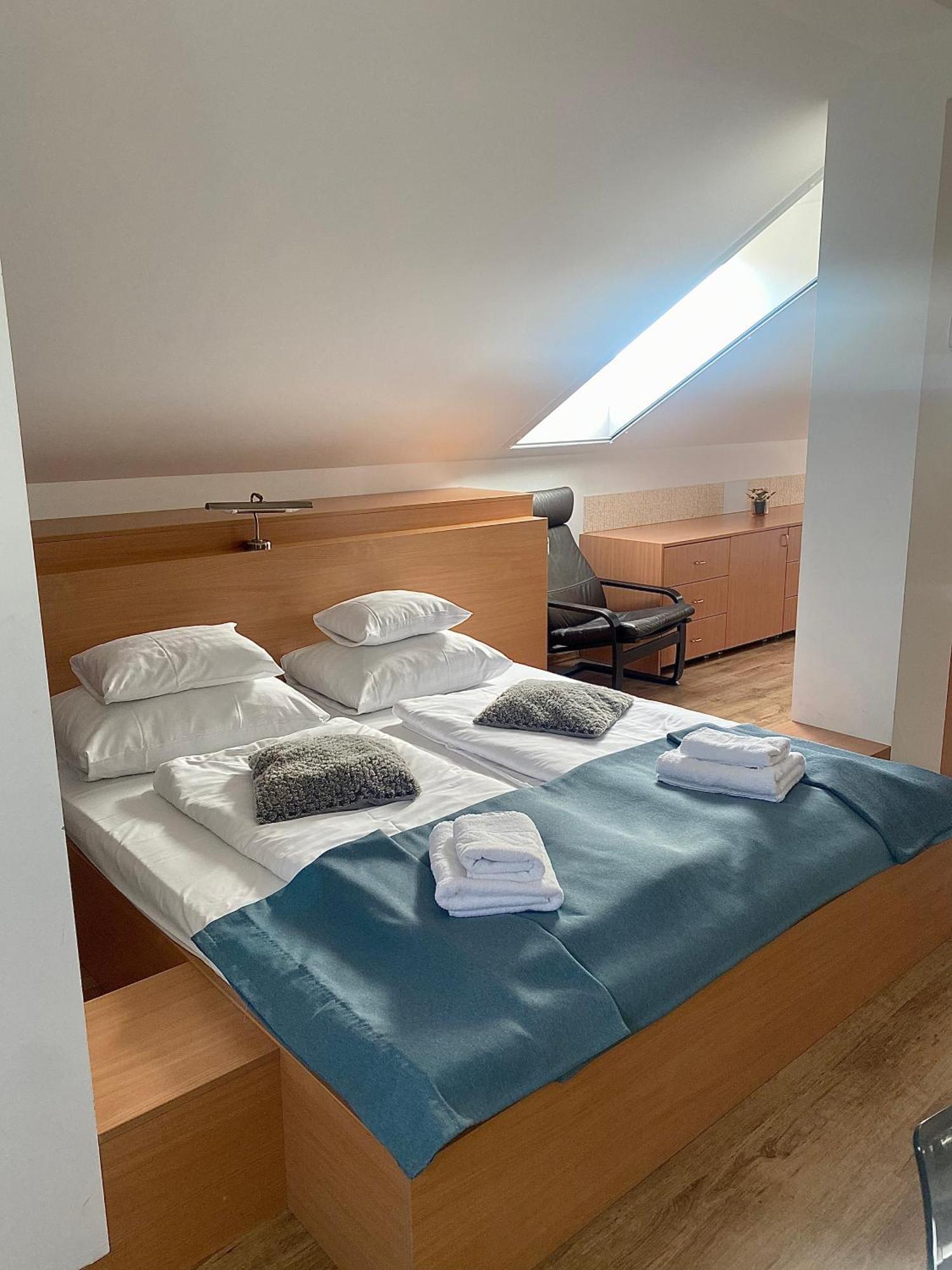 Boutique Hotel & Event Center Budapest Bagian luar foto