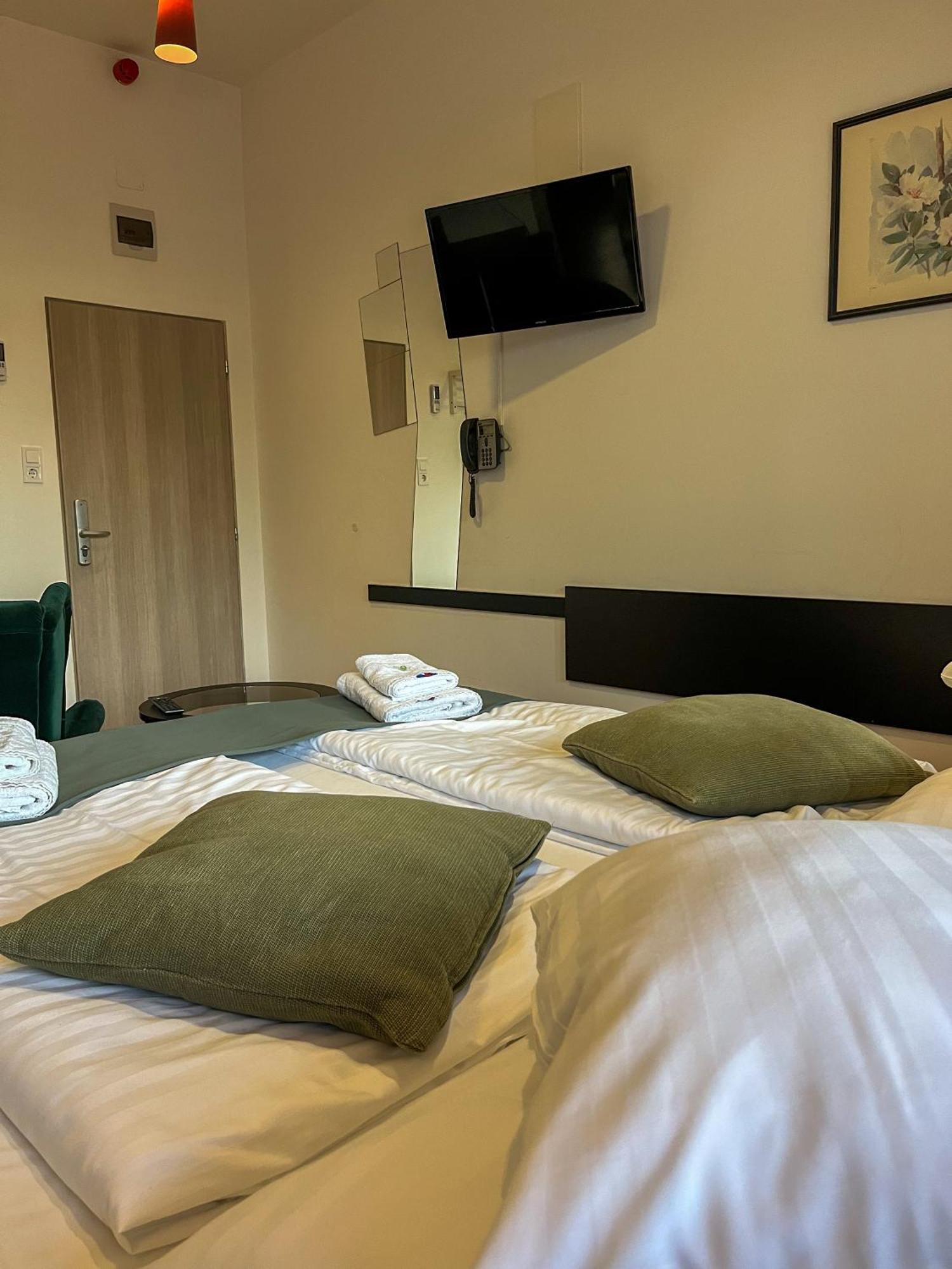 Boutique Hotel & Event Center Budapest Bagian luar foto