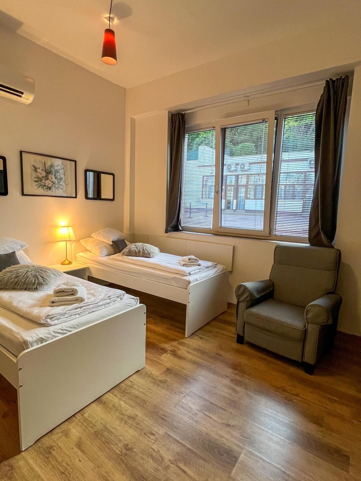 Boutique Hotel & Event Center Budapest Bagian luar foto