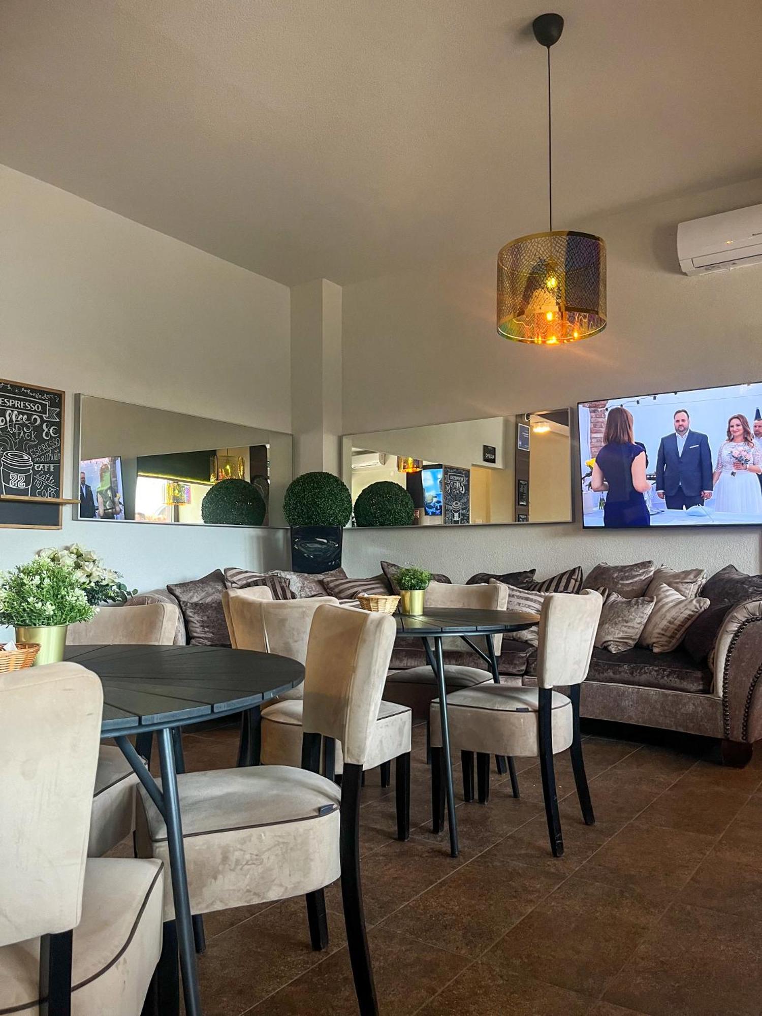 Boutique Hotel & Event Center Budapest Bagian luar foto